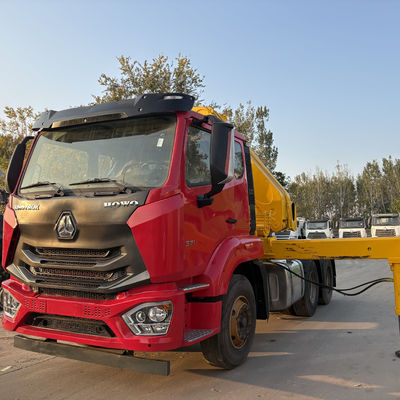 Goede prijs. Sinotruk 6x4 Hahan Tractor met 380 pk motor en Rhd 450L brandstoftanker capaciteit aanpasbaar online