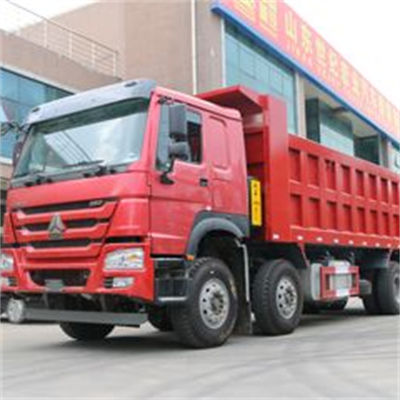 Goede prijs. Howo 8x4 300L tank dump truck met 380 pk en Euro II emissie standaard motor model Wd615.47 online