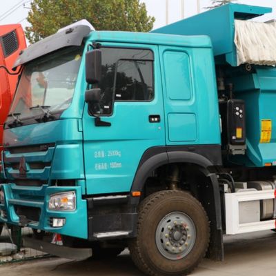 Goede prijs. Emissiestandaard Euro 2 HOWO-7 6X4 380 pk Dump Truck Tank Capaciteit, en banden kunnen worden aangepast volgens de behoeften van de koper online